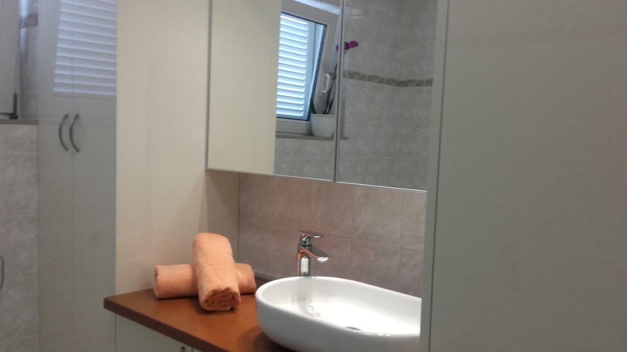 Apartment Bojana Нови Винодолски Екстериор снимка